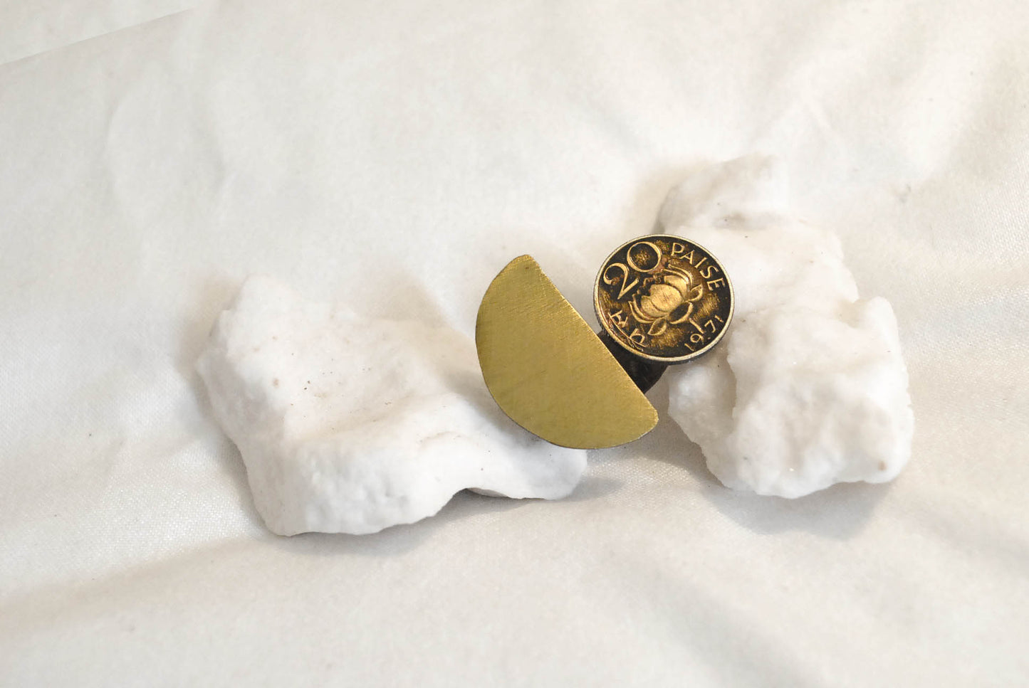 20 paise semi-circle split ring