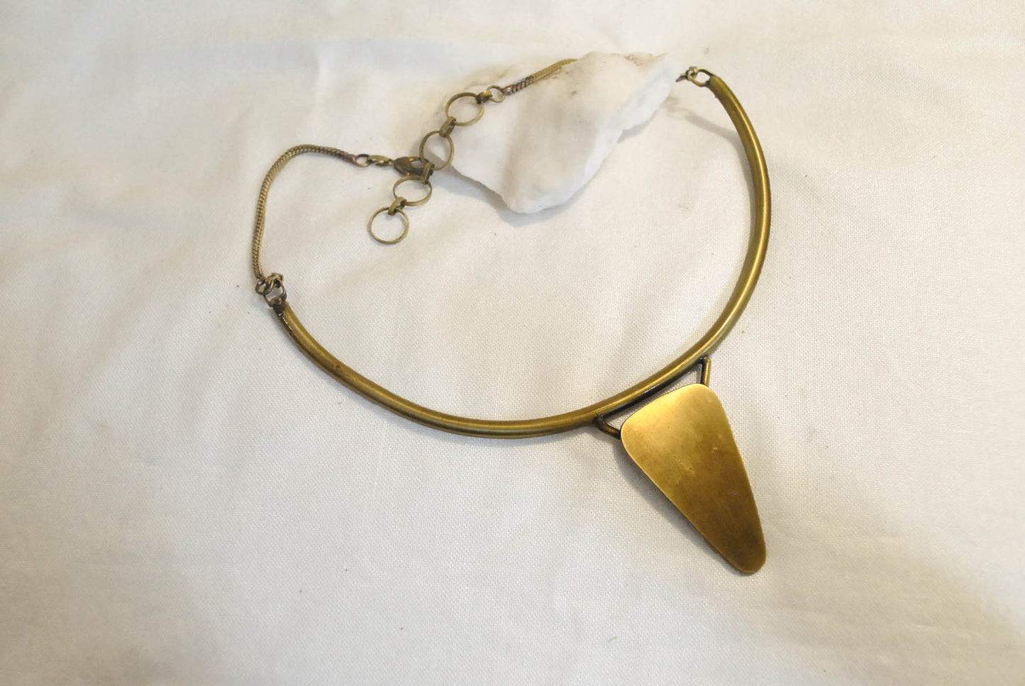 ANYSS neckpiece
