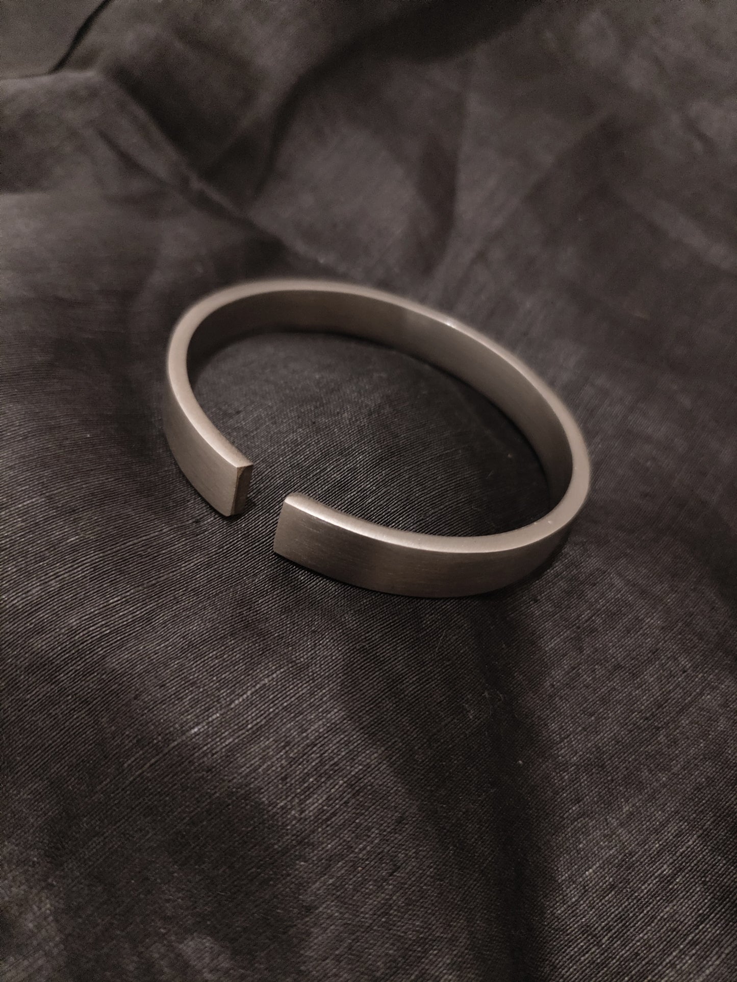 PAMPAS Cuff-Bangle-Single Piece-steel finish