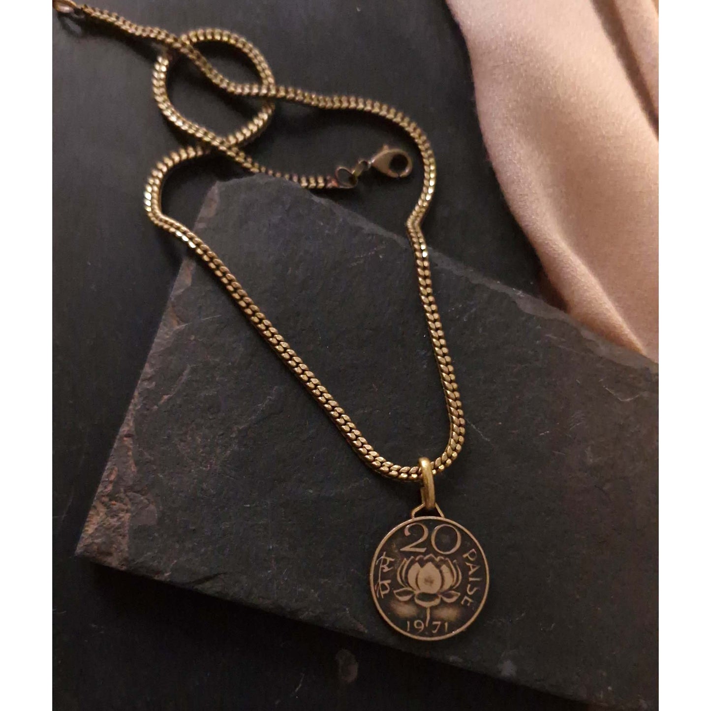 20 paise pendant with thick chain