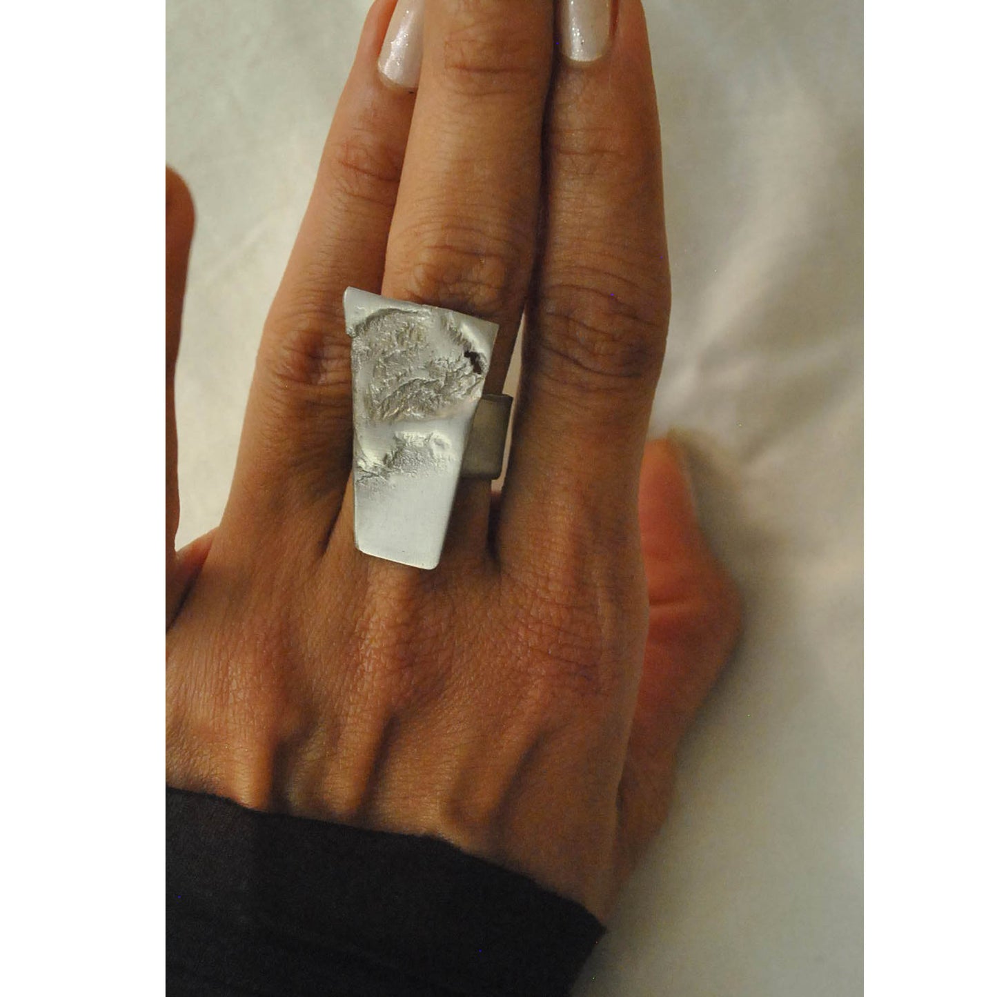 KISIWA ring