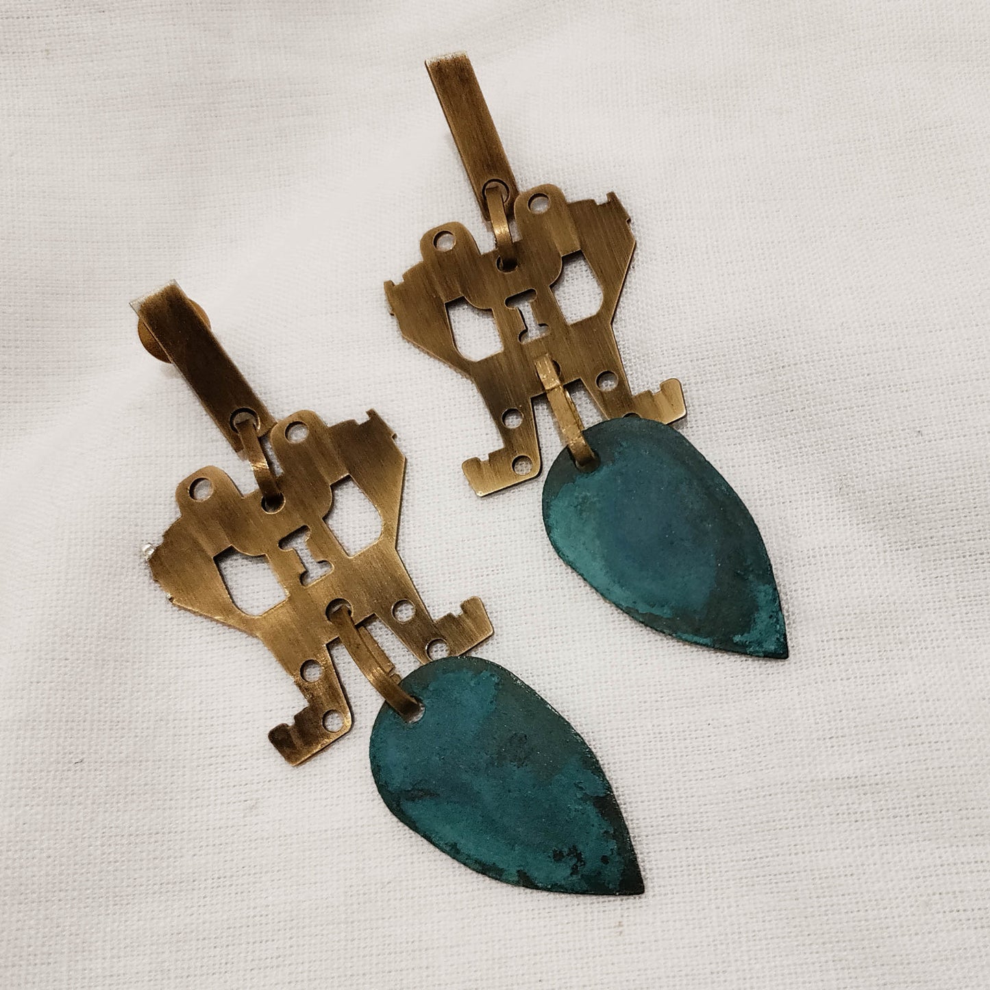 axial danglers