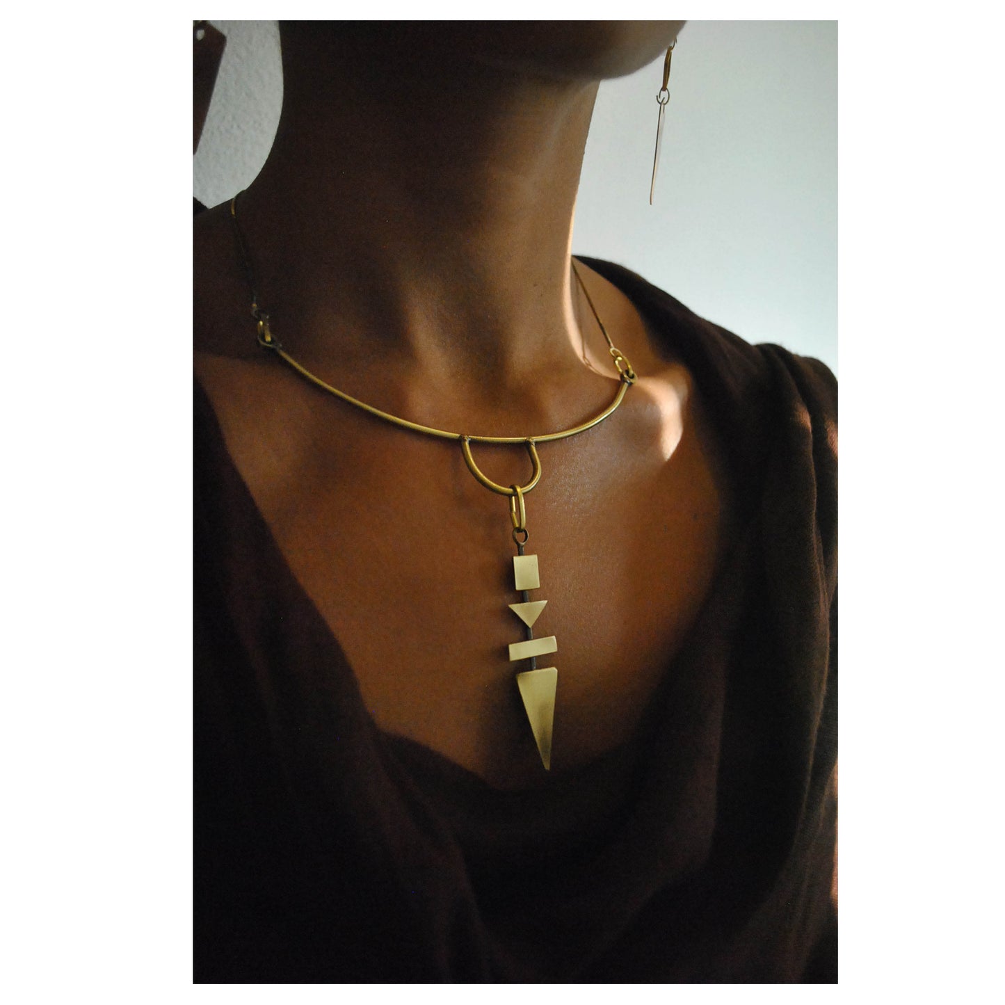 ARMIS neckpiece