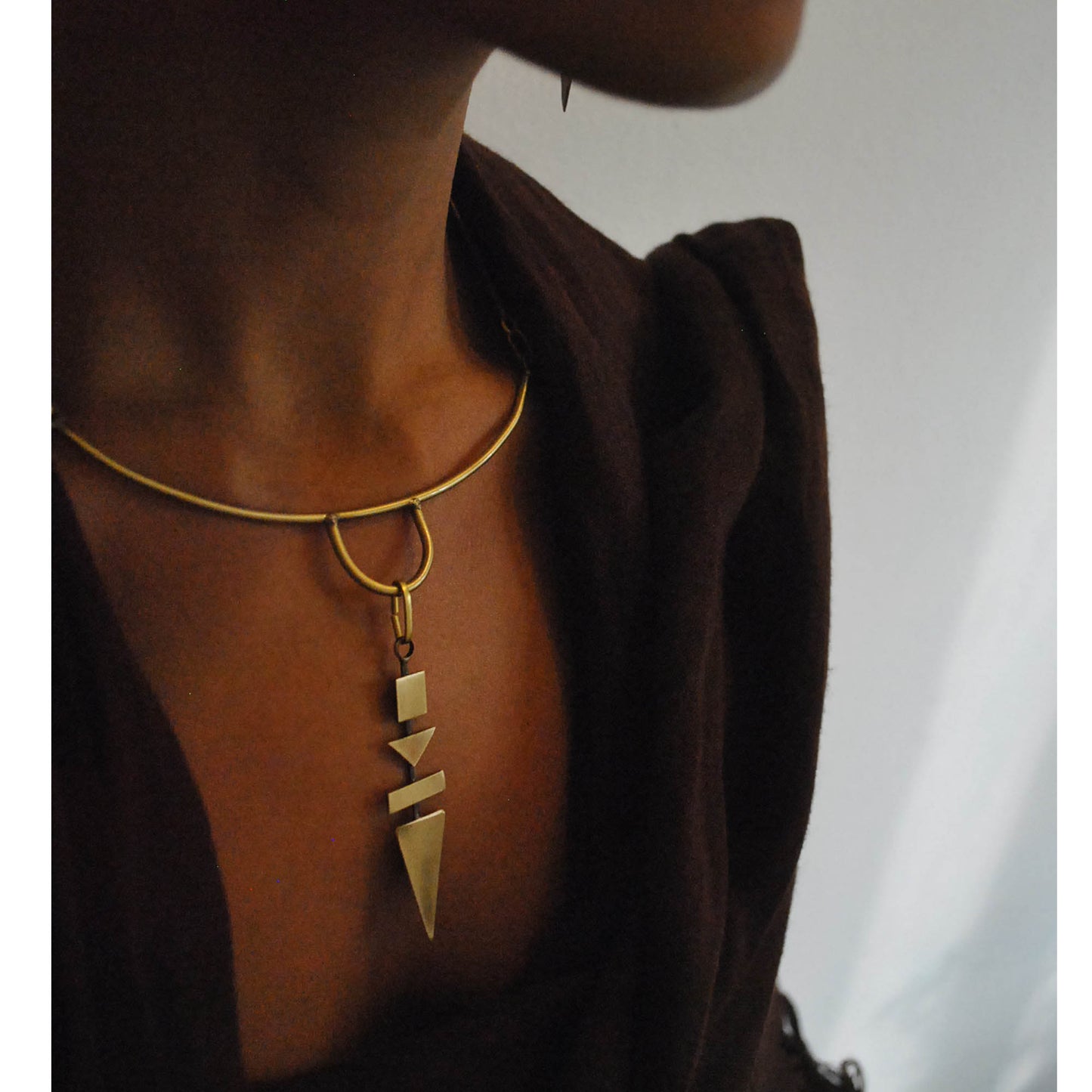 ARMIS neckpiece