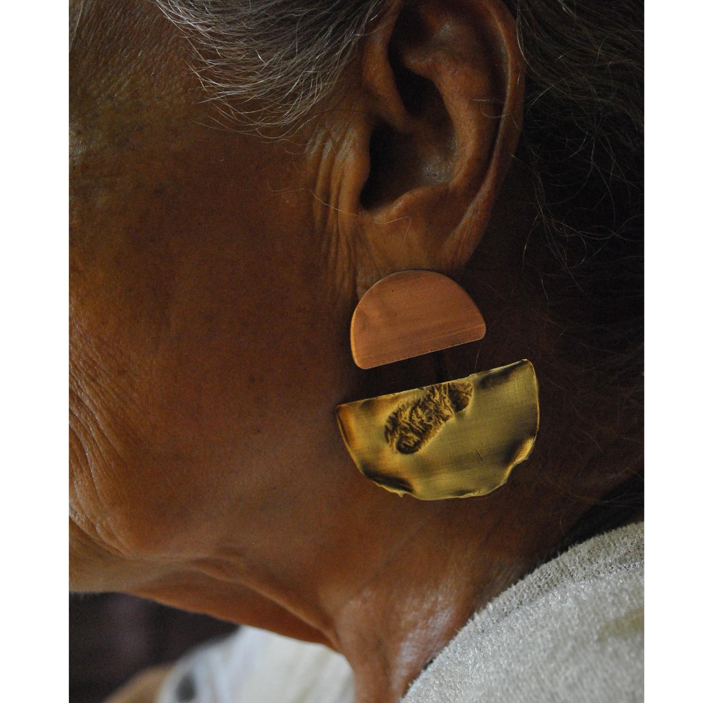 LUXATE earrings