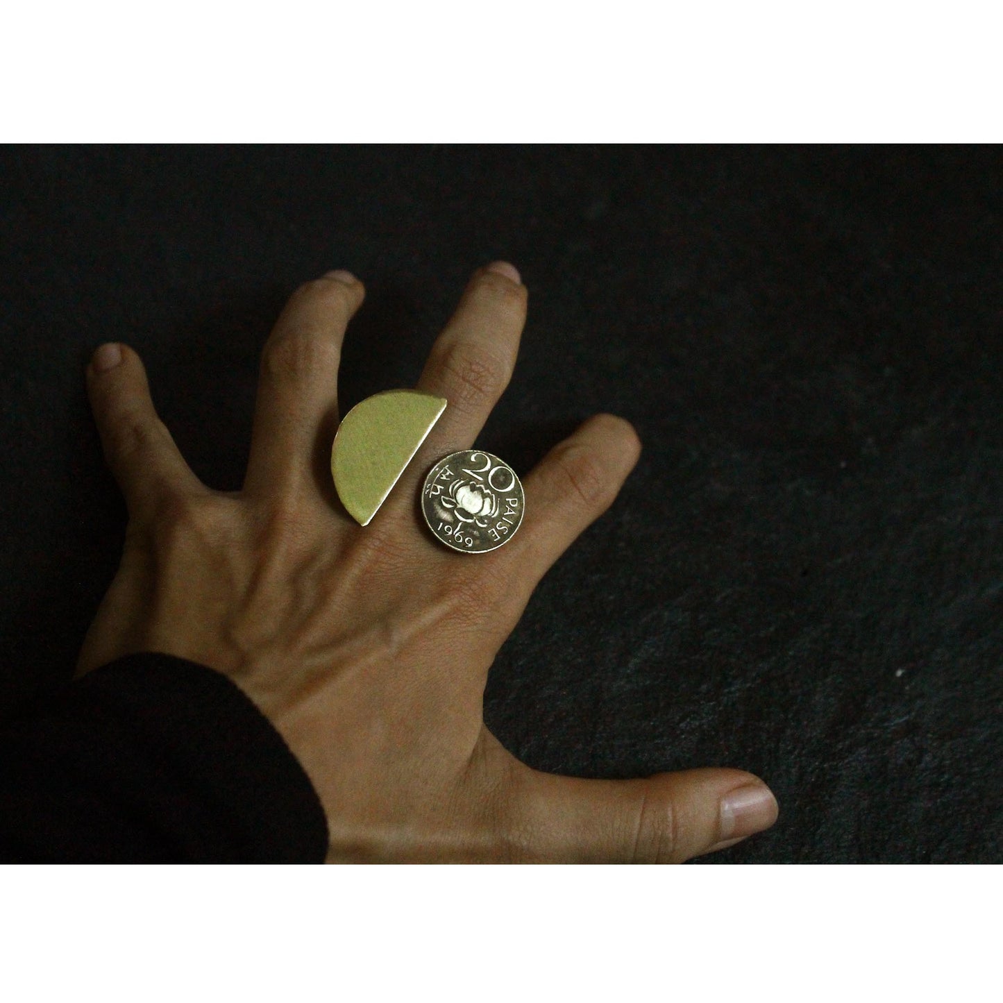 20 paise semi-circle split ring