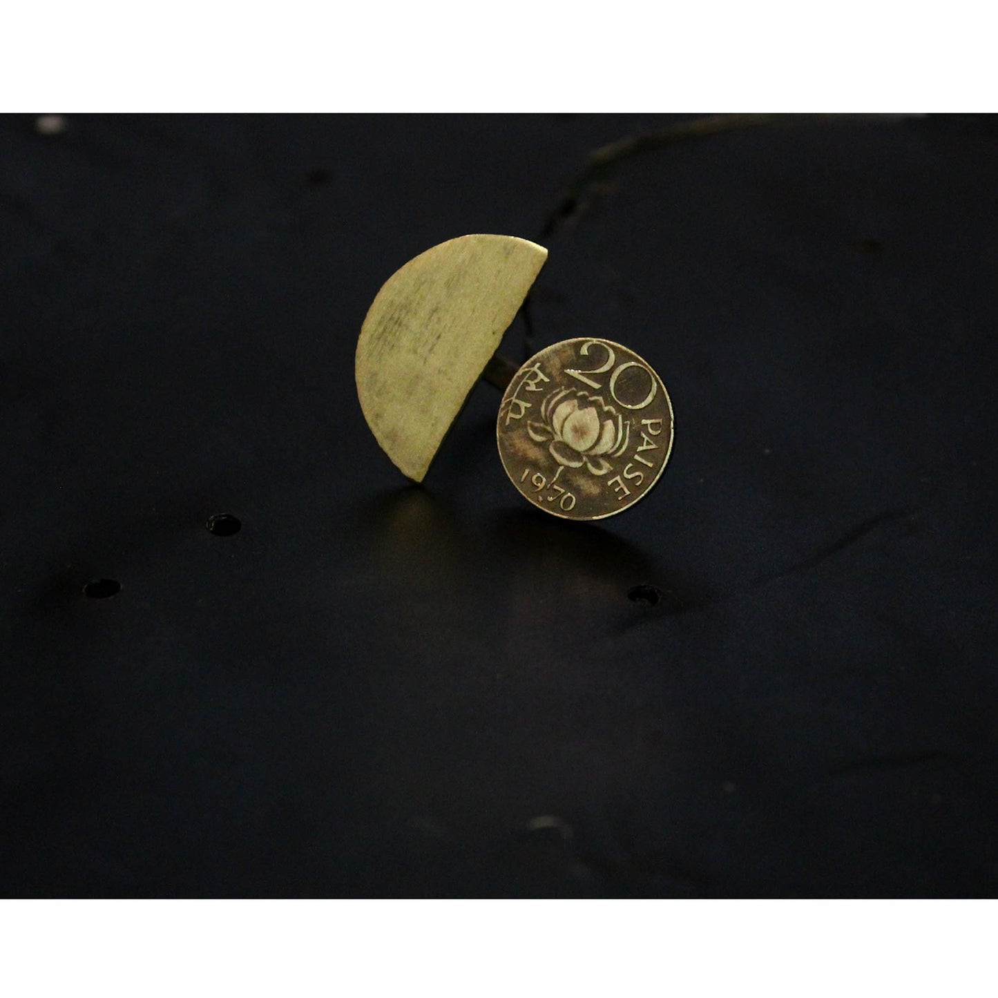 20 paise semi-circle split ring