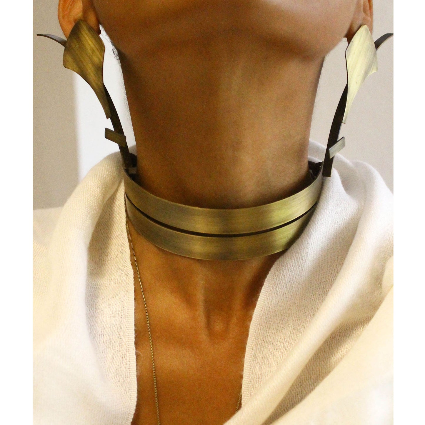 stria choker