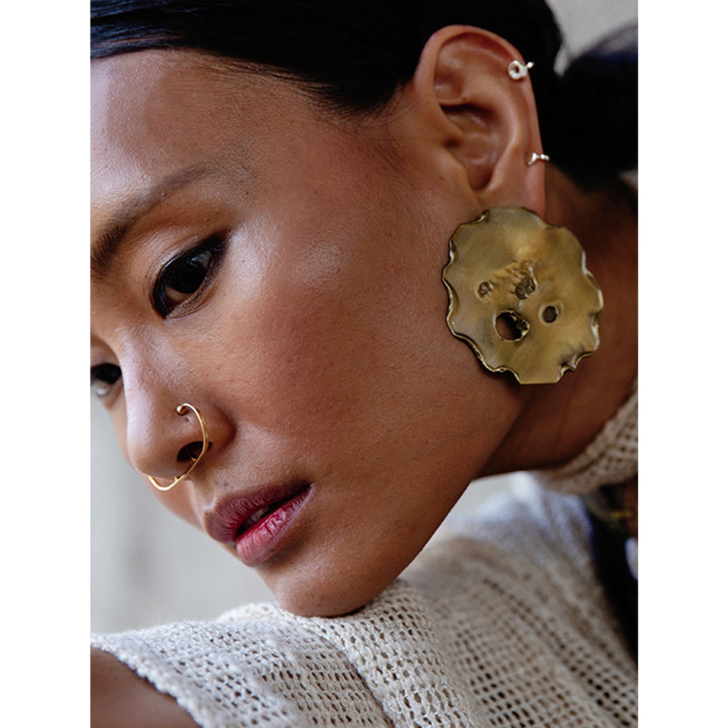 blotch ear-studs