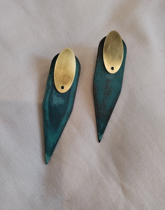 axial earjackets