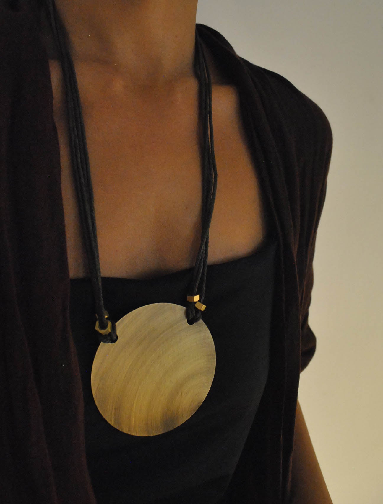 circle neckpiece-2