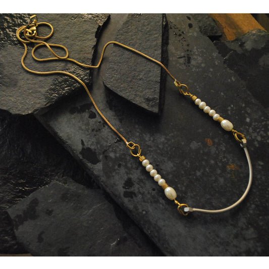 GALAZ neckpiece