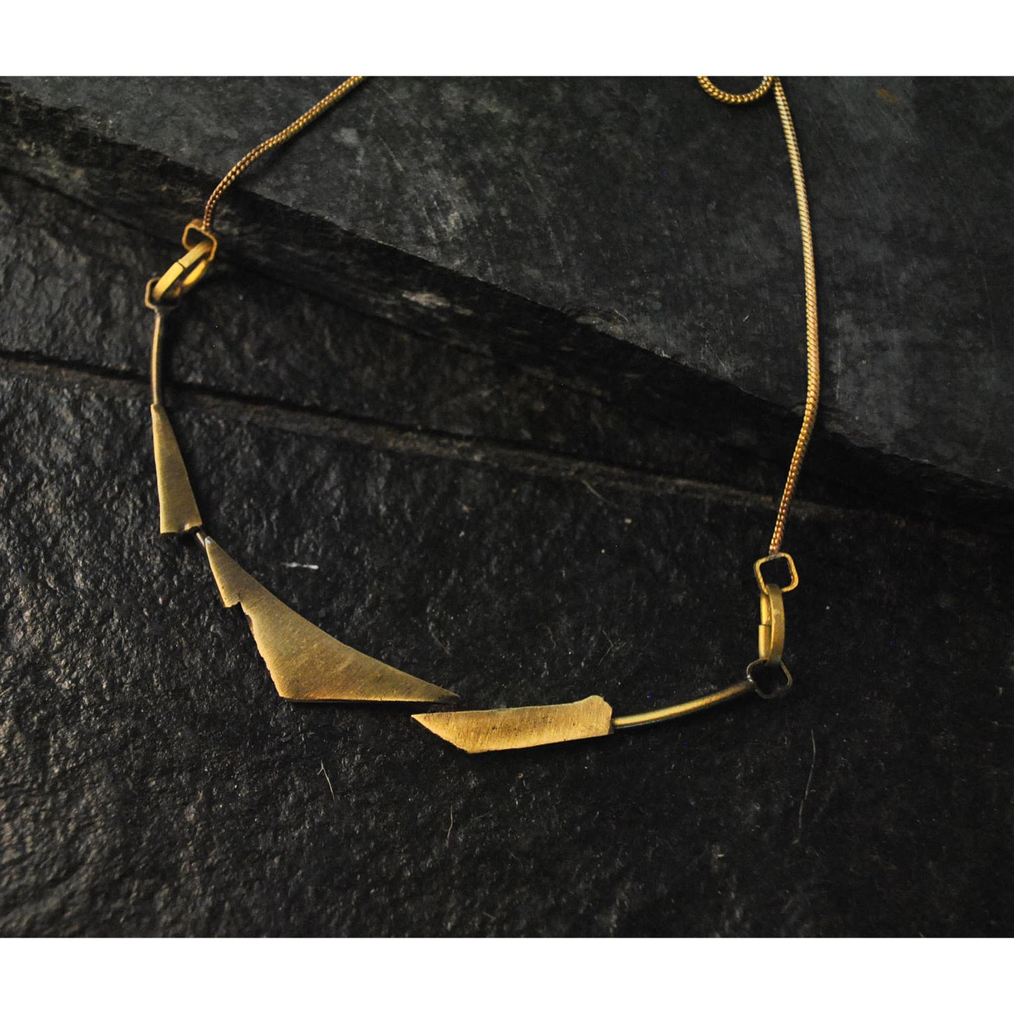 OTO neckpiece