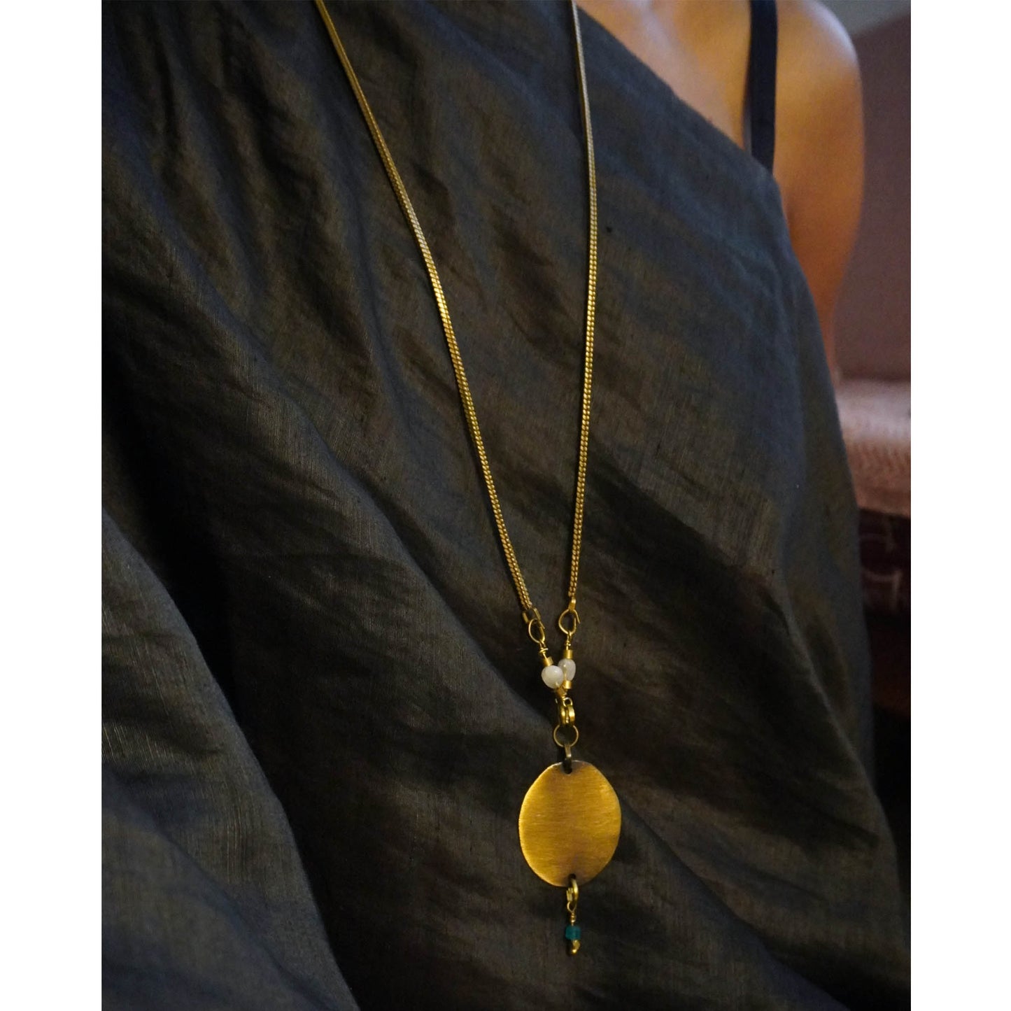 ZEME neckpiece