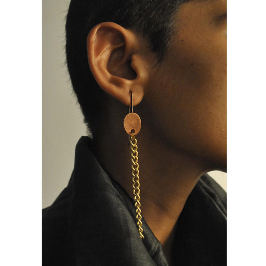 utas chain earrings